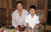 Cậu học trò nghèo nhờ mẹ trả lại 60 triệu đồng trong ví nhặt được Cậu học trò nghèo nhờ mẹ trả lại 60 triệu đồng trong ví nhặt được