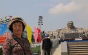 Nhà văn nữ Nhật Bản cảm phục đức hy sinh của các Mẹ Việt Nam Anh hùng Nhà văn nữ Nhật Bản cảm phục đức hy sinh của các Mẹ Việt Nam Anh hùng