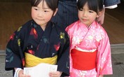 Học cách mẹ Nhật dạy con về ngày Tết truyền thống Học cách mẹ Nhật dạy con về ngày Tết truyền thống