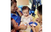 Bé 2 tuổi sống sót trong đồn điền đầy rắn Bé 2 tuổi sống sót trong đồn điền đầy rắn