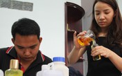 Cận cảnh lớp học làm mỹ phẩm handmade khiến chị em "phát cuồng" Cận cảnh lớp học làm mỹ phẩm handmade khiến chị em "phát cuồng"