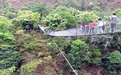 Nhật ký hơn 80 giờ kinh hoàng của cặp đôi người Việt trong động đất Nepal Nhật ký hơn 80 giờ kinh hoàng của cặp đôi người Việt trong động đất Nepal