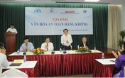 Giả khách VIP để lấy trộm đồ trên máy bay Giả khách VIP để lấy trộm đồ trên máy bay