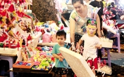 Trẻ khó thở, mẩn ngứa vì mặt nạ đồ chơi giá rẻ Trẻ khó thở, mẩn ngứa vì mặt nạ đồ chơi giá rẻ