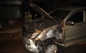 Ôtô bốc cháy dữ dội sau khi bỏ chạy khỏi hiện trường tai nạn Ôtô bốc cháy dữ dội sau khi bỏ chạy khỏi hiện trường tai nạn