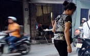 Hết tiền tỉ, nhặt đồng nát để mưu sinh Hết tiền tỉ, nhặt đồng nát để mưu sinh