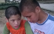Buốt lòng bà mẹ trẻ có hai con tự kỷ Buốt lòng bà mẹ trẻ có hai con tự kỷ