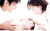Vẫn có con dù chồng liệt nửa người Vẫn có con dù chồng liệt nửa người