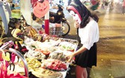 Trẻ mất ngủ với đồ hóa trang Halloween kinh dị Trẻ mất ngủ với đồ hóa trang Halloween kinh dị