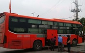 Hà Nội: Dùng “chim mồi”, xe khách ung dung “xuyên tâm” Hà Nội: Dùng “chim mồi”, xe khách ung dung “xuyên tâm”
