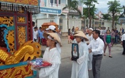 Cả xóm lo đám tang cho người phụ nữ vô gia cư Cả xóm lo đám tang cho người phụ nữ vô gia cư