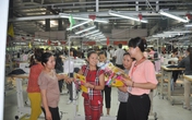 Nữ công nhân và những tâm sự lúc nửa đêm Nữ công nhân và những tâm sự lúc nửa đêm