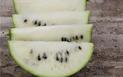 Sau thanh mai, dưa hấu ruột trắng lại gây sốt