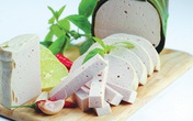 Cách nhận biết giò có hàn the để không bị 'đầu độc' Cách nhận biết giò có hàn the để không bị 'đầu độc'