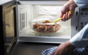 Những thực phẩm tuyệt đối không được hâm nóng lại khi ăn Những thực phẩm tuyệt đối không được hâm nóng lại khi ăn