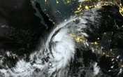Siêu bão mạnh nhất đổ bộ, Mexico điều 10.000 binh sĩ cứu dân Siêu bão mạnh nhất đổ bộ, Mexico điều 10.000 binh sĩ cứu dân