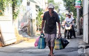 Cha già 94 tuổi ngày đi gần 20 km bán bánh giò nuôi con Cha già 94 tuổi ngày đi gần 20 km bán bánh giò nuôi con