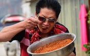 Kinh sợ "dị nhân" ăn 2,5 kg ớt một ngày Kinh sợ "dị nhân" ăn 2,5 kg ớt một ngày