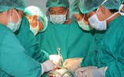 Bé trai có 3 tinh hoàn hiếm gặp Bé trai có 3 tinh hoàn hiếm gặp