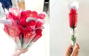 Quà "độc" ngày 8/3: Hoa hồng kết bằng... quần lót Quà "độc" ngày 8/3: Hoa hồng kết bằng... quần lót