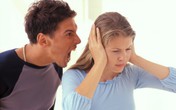 Ghen tuông, chồng dán keo vào "vùng kín" của vợ Ghen tuông, chồng dán keo vào "vùng kín" của vợ