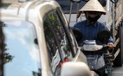 Hiểm họa khôn lường trong ô tô ngày nắng nóng 40 độ Hiểm họa khôn lường trong ô tô ngày nắng nóng 40 độ