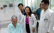 Cụ bà 101 tuổi ở Đồng Tháp vừa thoát mù mắt trở thành Bà mẹ Việt Nam Anh hùng Cụ bà 101 tuổi ở Đồng Tháp vừa thoát mù mắt trở thành Bà mẹ Việt Nam Anh hùng