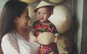 Con gái Trang Nhung cười tít mắt khi được đi chơi Tết ở Hà Nội Con gái Trang Nhung cười tít mắt khi được đi chơi Tết ở Hà Nội