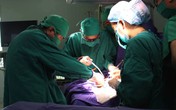 Cứu sống bé 1 ngày tuổi bị bệnh thoát vị hoành hiếm gặp Cứu sống bé 1 ngày tuổi bị bệnh thoát vị hoành hiếm gặp