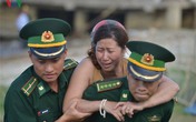 Khoảnh khắc đau đớn vụ lật tàu sông Hàn Khoảnh khắc đau đớn vụ lật tàu sông Hàn