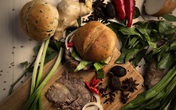 Bánh mì phở - món ăn nhanh độc lạ ở Sài Gòn Bánh mì phở - món ăn nhanh độc lạ ở Sài Gòn