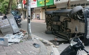 Range Rover đâm cột điện rồi lật giữa phố Hà Nội Range Rover đâm cột điện rồi lật giữa phố Hà Nội