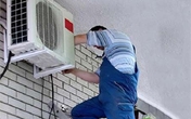 Kiếm tiền không kịp thở, thợ điều hòa chỉ sợ chết Kiếm tiền không kịp thở, thợ điều hòa chỉ sợ chết