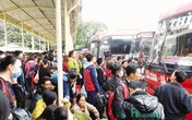 Vé xe khách dịp Tết Nguyên đán: Hành khách lo phụ thu đội giá gấp đôi Vé xe khách dịp Tết Nguyên đán: Hành khách lo phụ thu đội giá gấp đôi