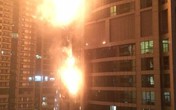 Thoát chết cháy nhờ buộc mình vào ban công tầng 48 Thoát chết cháy nhờ buộc mình vào ban công tầng 48