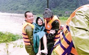 Miền Trung lại gồng mình chống lũ Miền Trung lại gồng mình chống lũ