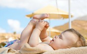 Bí quyết giúp trẻ không giật mình, ra mồ hôi trộm khi ngủ Bí quyết giúp trẻ không giật mình, ra mồ hôi trộm khi ngủ