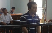 Nghẹn ngào xin giảm án cho kẻ đã sát hại con mình Nghẹn ngào xin giảm án cho kẻ đã sát hại con mình