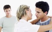 Ứng xử của đàn ông khi bị "cắm sừng" (1): Một phút hành động theo bản năng, cả gia đình tan nát Ứng xử của đàn ông khi bị "cắm sừng" (1): Một phút hành động theo bản năng, cả gia đình tan nát