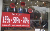 Khách thờ ơ với hàng tồn giảm giá sốc Khách thờ ơ với hàng tồn giảm giá sốc