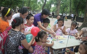 Học sinh nghỉ hè: Muôn hình dịch vụ trông trẻ, dạy hè Học sinh nghỉ hè: Muôn hình dịch vụ trông trẻ, dạy hè
