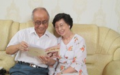 Chuyện tình đẹp khó tin (17): Cặp uyên ương 80 tuổi "giữ lửa" thế nào khi không có con? Chuyện tình đẹp khó tin (17): Cặp uyên ương 80 tuổi "giữ lửa" thế nào khi không có con?