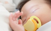 Bí quyết giúp trẻ ngủ ngon giấc khi trời nóng Bí quyết giúp trẻ ngủ ngon giấc khi trời nóng
