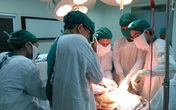Hà Tĩnh: Cứu sống bệnh nhân bị vỡ phình động mạch hiếm gặp Hà Tĩnh: Cứu sống bệnh nhân bị vỡ phình động mạch hiếm gặp