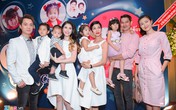 Huy Khánh lần đầu đưa vợ và con gái lên truyền hình Huy Khánh lần đầu đưa vợ và con gái lên truyền hình