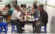 Những ẩn ý ít người biết đằng sau bữa tối bún chả của Tổng thống Obama Những ẩn ý ít người biết đằng sau bữa tối bún chả của Tổng thống Obama