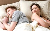 Bị vợ 'cấm vận', chồng giận rồi cho 'nghỉ' luôn dù vợ đã chủ động làm lành Bị vợ 'cấm vận', chồng giận rồi cho 'nghỉ' luôn dù vợ đã chủ động làm lành