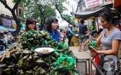 Bánh ú lá tro "bao nhiêu cũng bán hết" trong ngày Tết Đoan Ngọ Bánh ú lá tro "bao nhiêu cũng bán hết" trong ngày Tết Đoan Ngọ