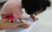 Cô bé không tay nuôi ước mơ được làm cô giáo Cô bé không tay nuôi ước mơ được làm cô giáo