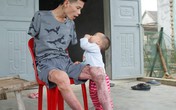 Gia cảnh đáng thương của người bố trẻ cụt hai tay một mình nuôi con thơ khát sữa Gia cảnh đáng thương của người bố trẻ cụt hai tay một mình nuôi con thơ khát sữa